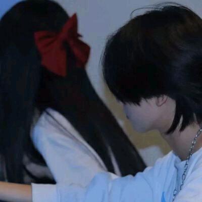 Tina（不嬷的是这个👍那我是这个👎