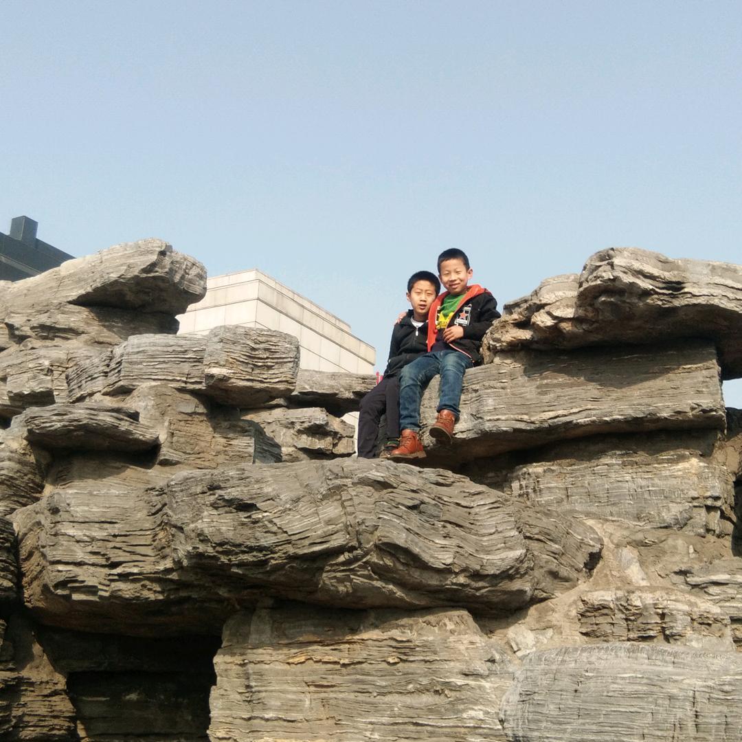 翻新旧大门维修大门搭树脂彩纲瓦