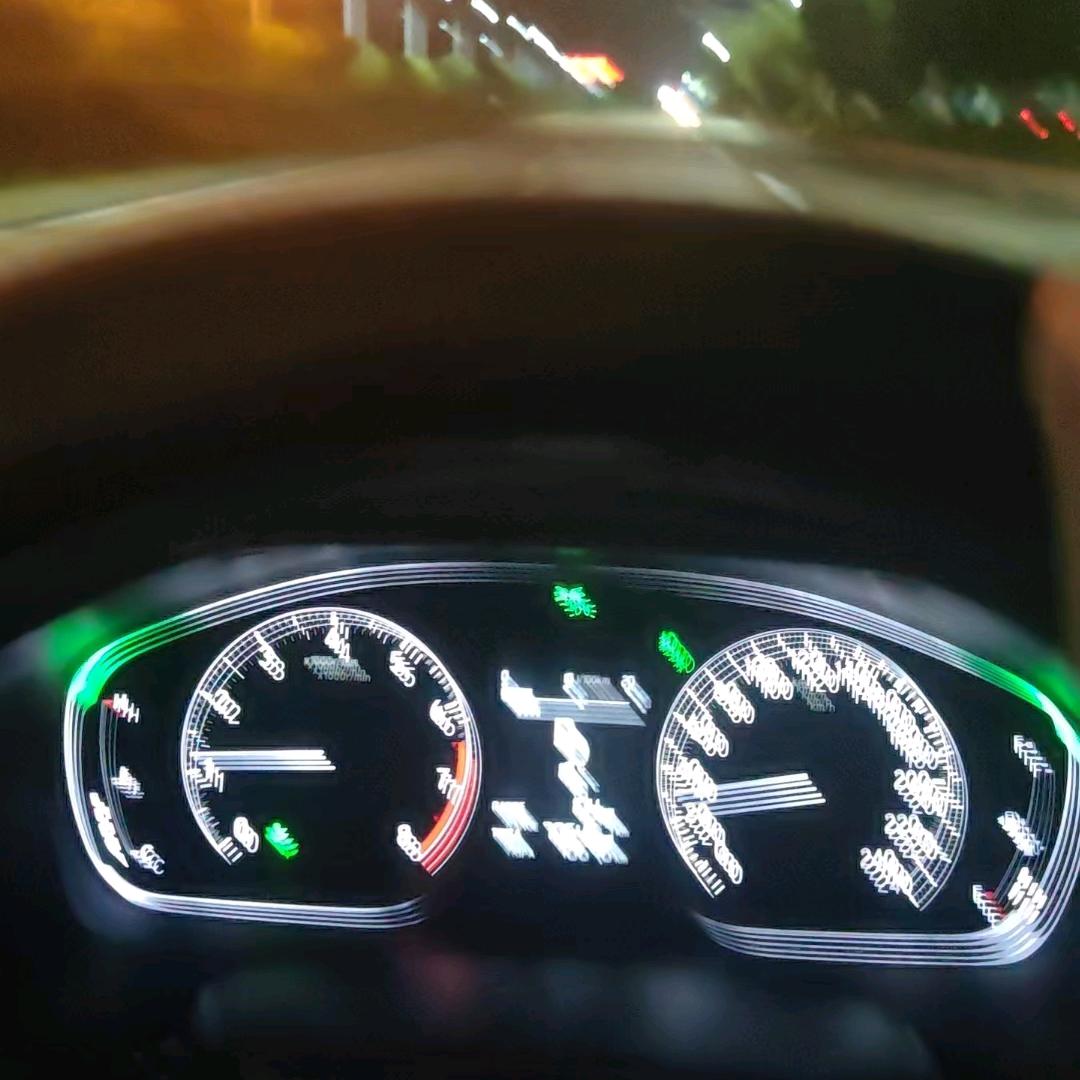 ╭(╯释ε怀╰)╮