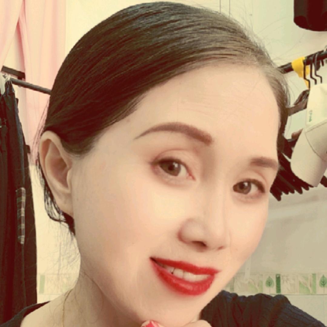 @小星星《女人衣👗世界》