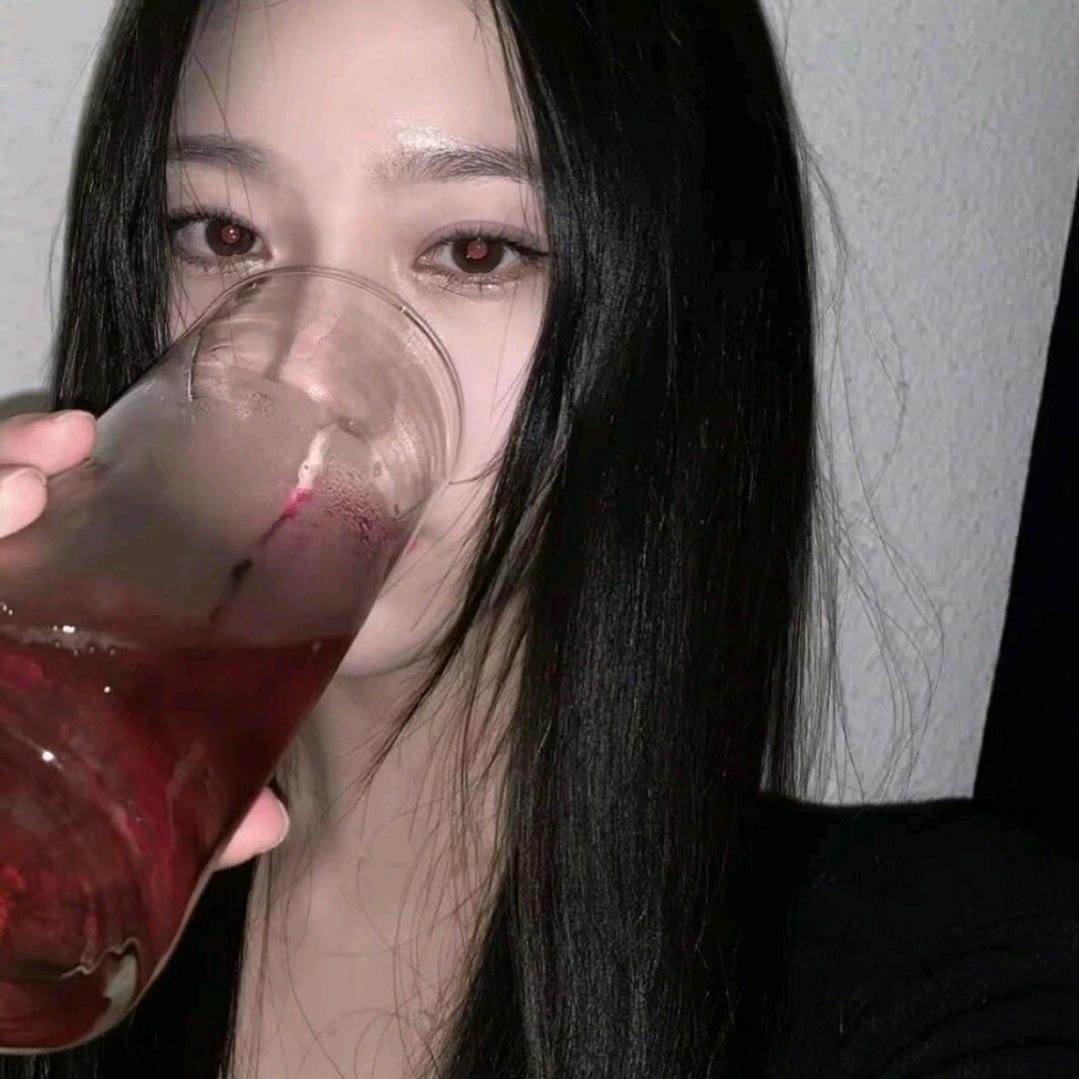 佳.