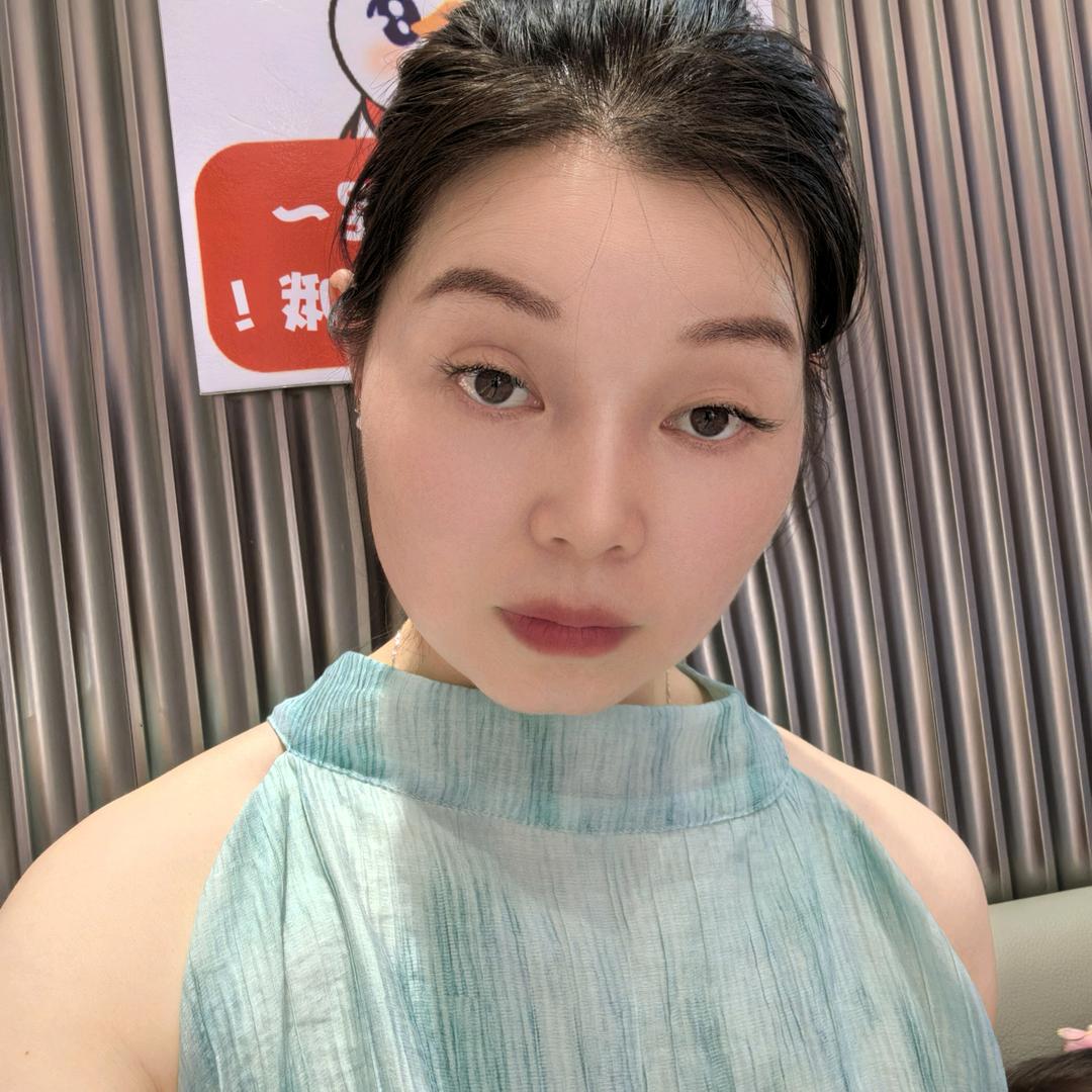 娜可不一样