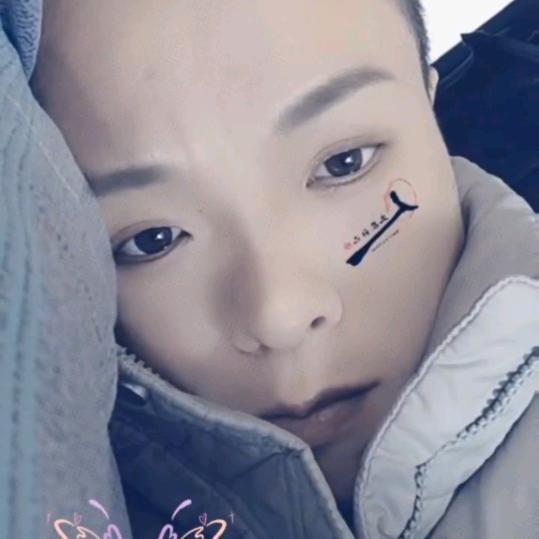 @十二月🌴……