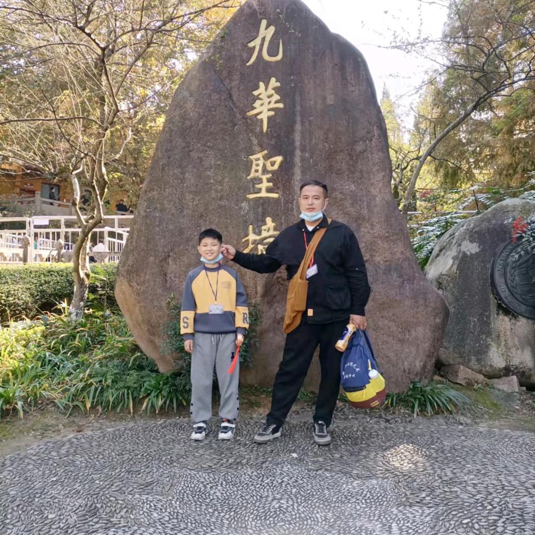 佳宇特种绣，各种裁片，绣花厂，