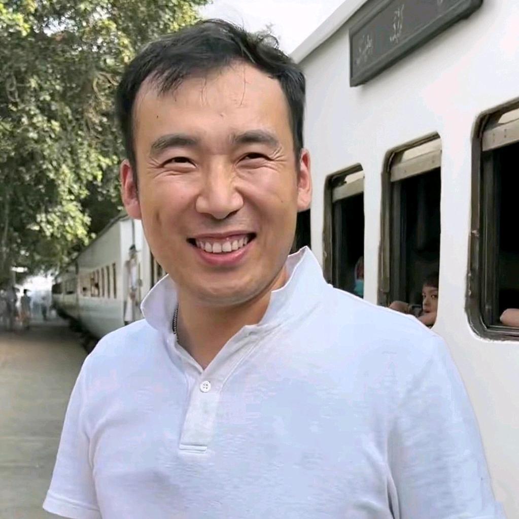 星光村巴铁小飞