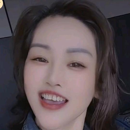 镜子不哭🌷🍂