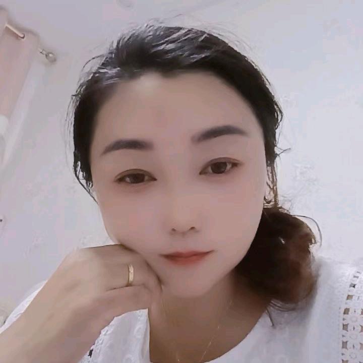 闪烁的石头