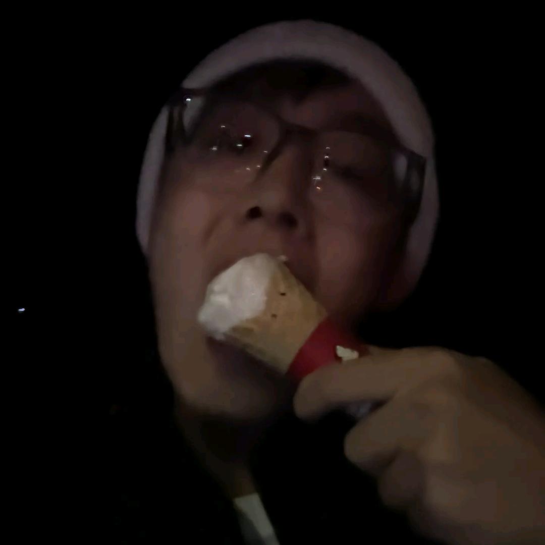 蒽波一头像