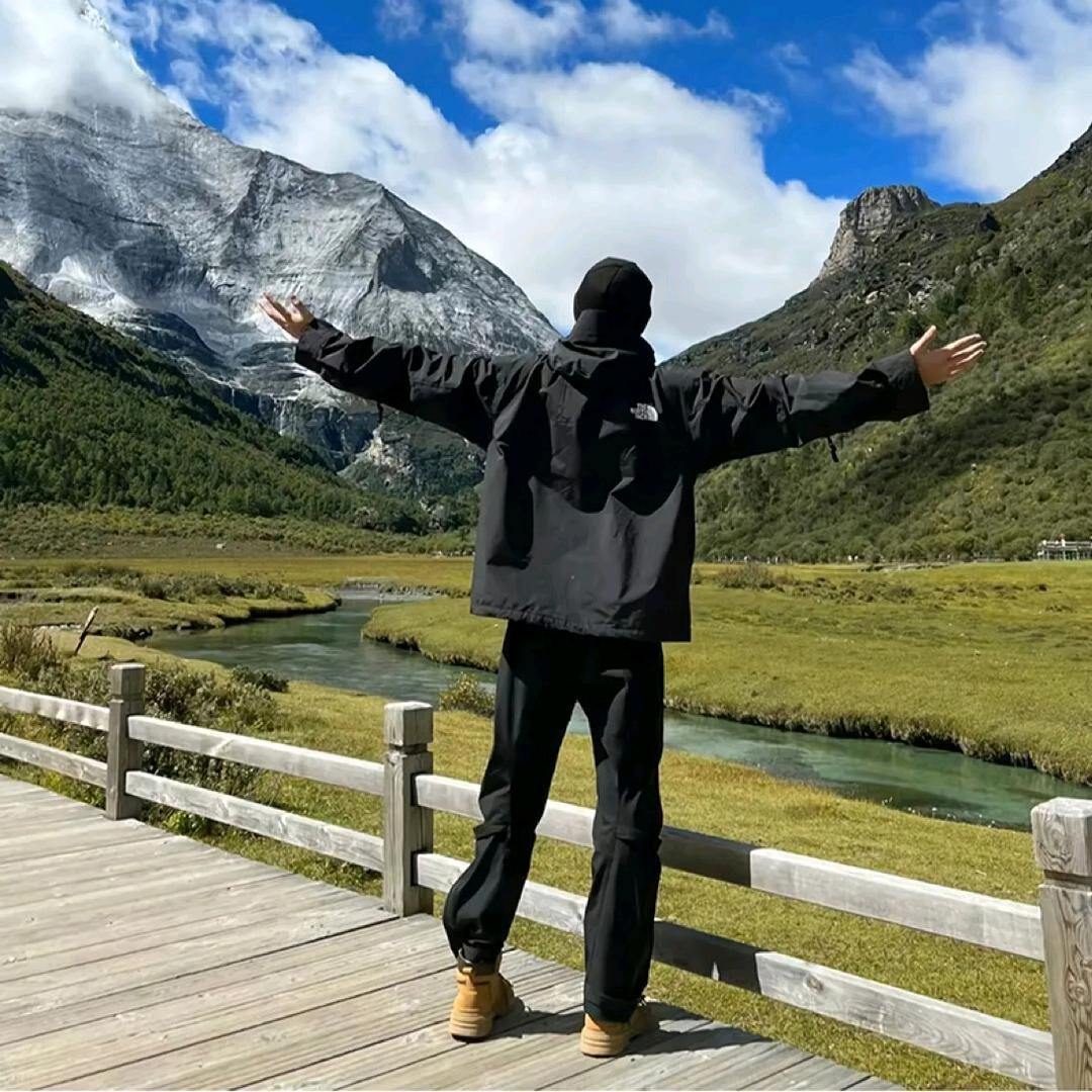 独孤孤独咕噜嘟噜