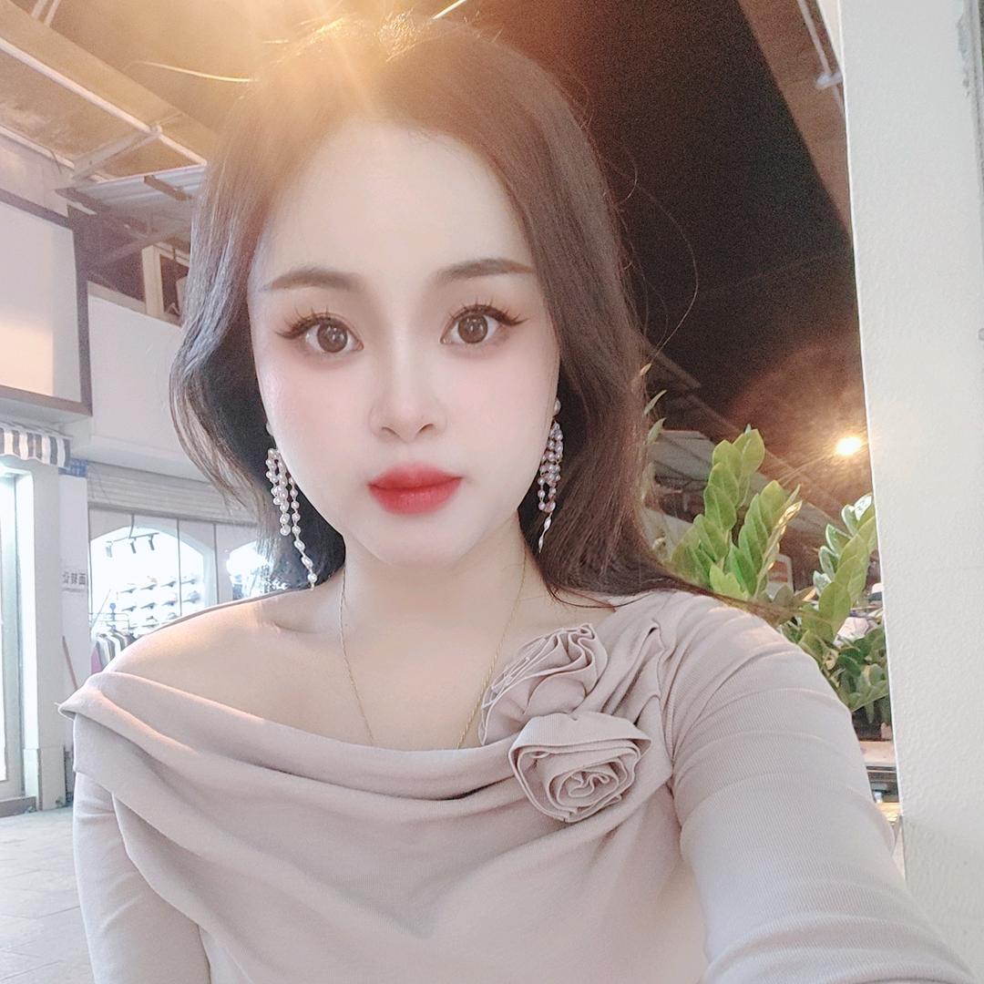 🍀孟定中缅街《茉莉》女装店