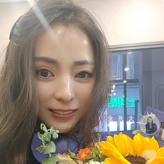 麒龙大自然门窗小王