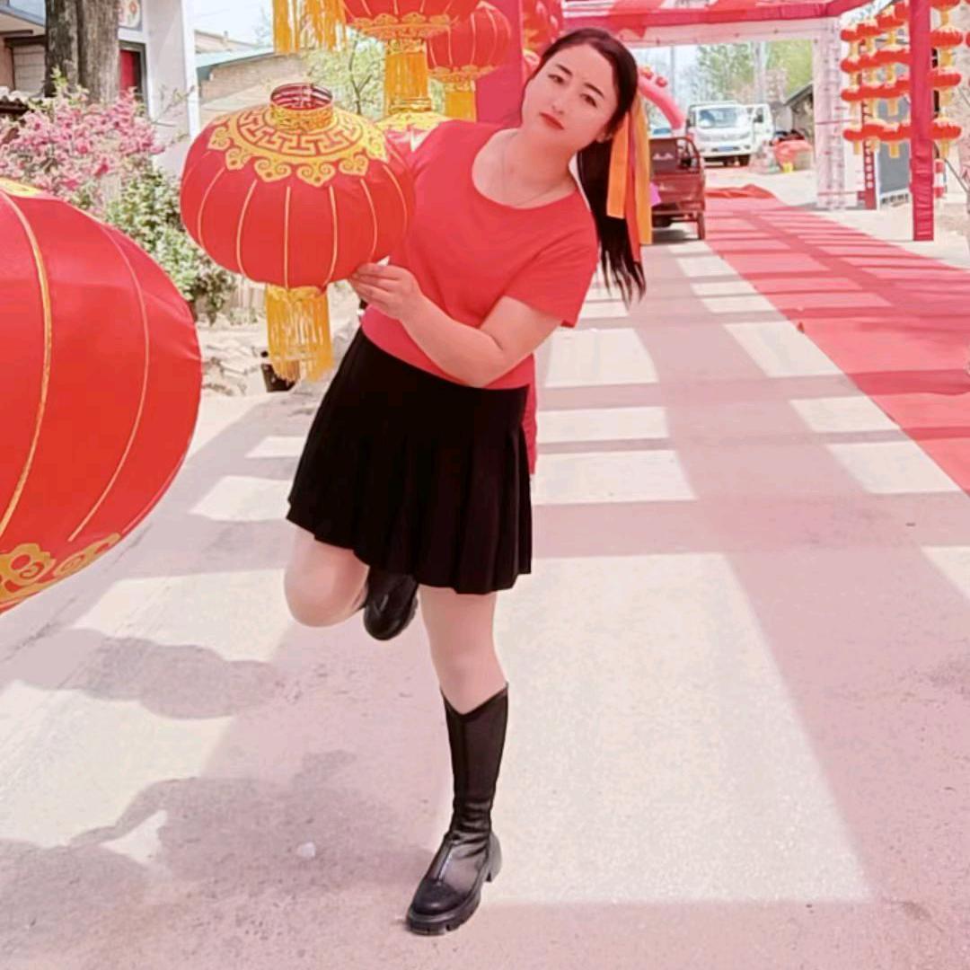马坊街道牛姐鼓舞团）