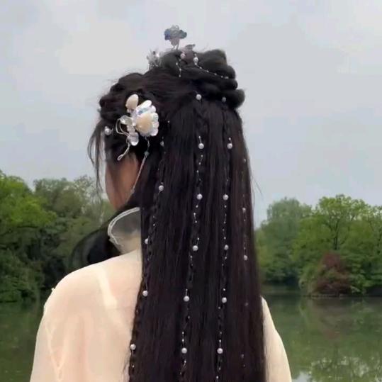 🥀笑对人生🌾