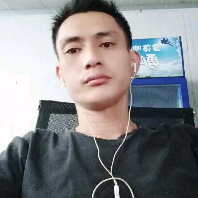 青衣沾雨醉红尘