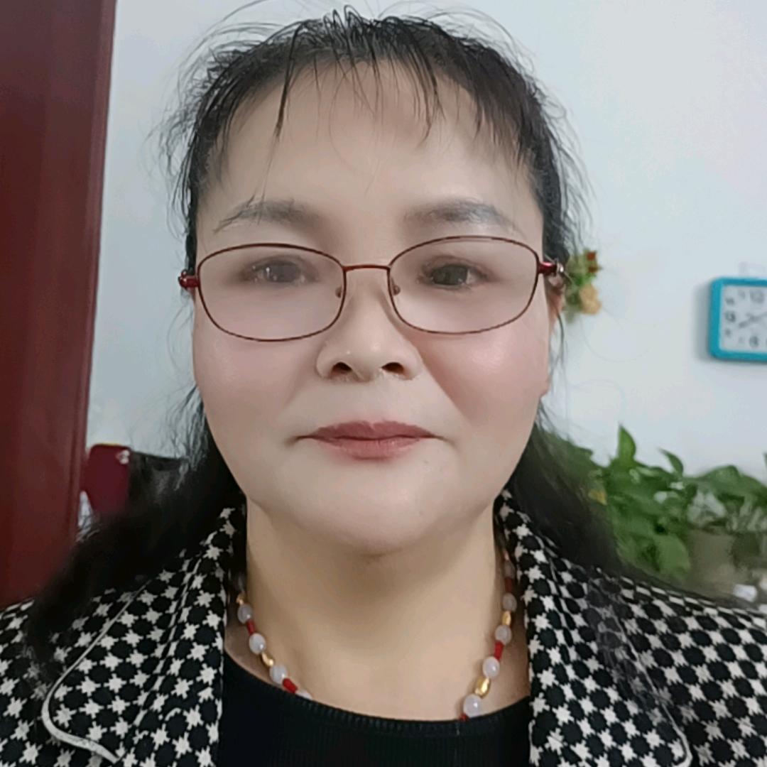 在园洲搞牛杂批发的红姐