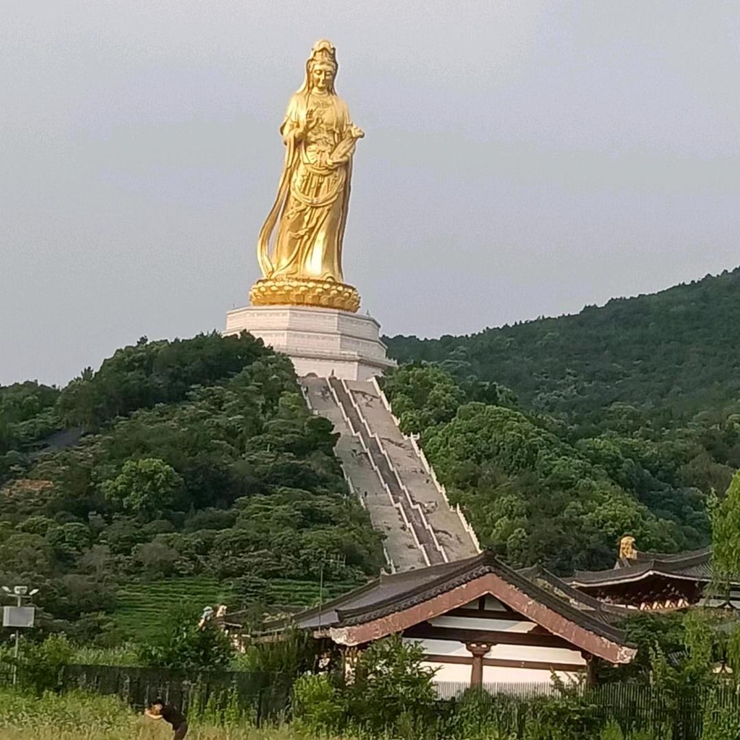 相濡以沫不如再见江湖