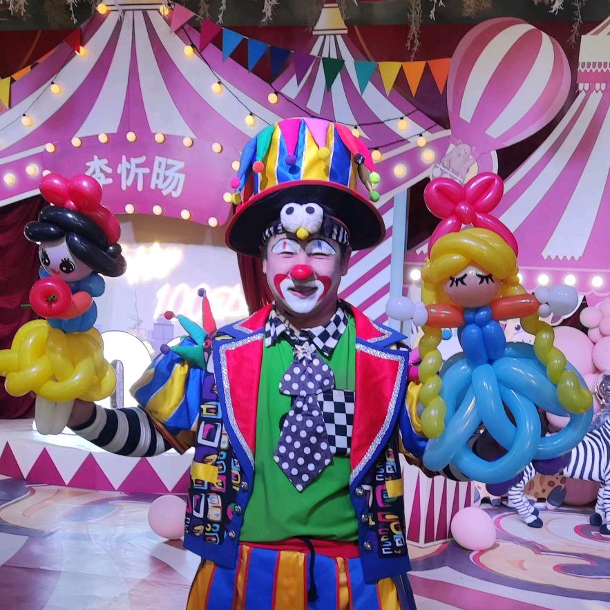 胜芳小丑演出(陳東)