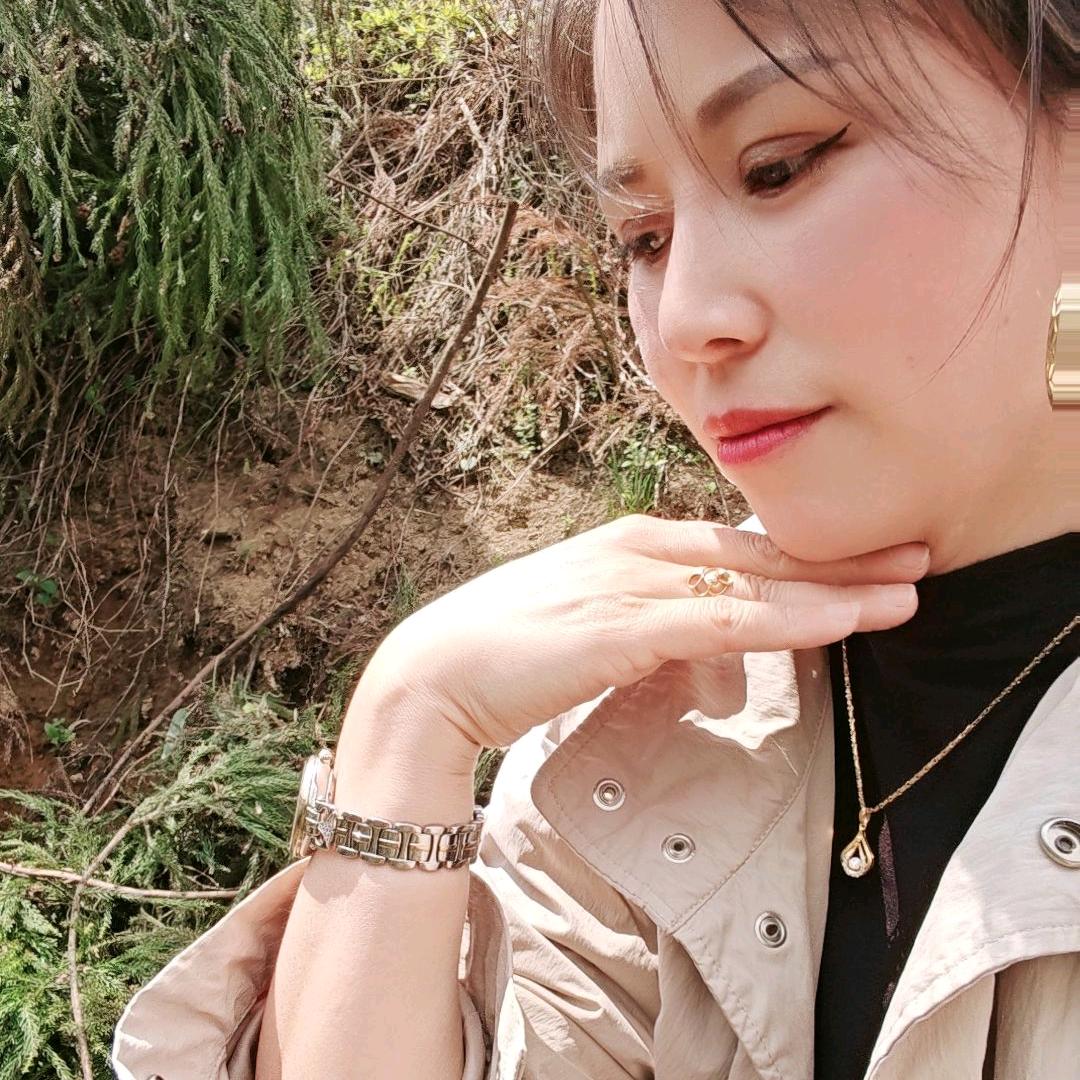 专业美牙三妹