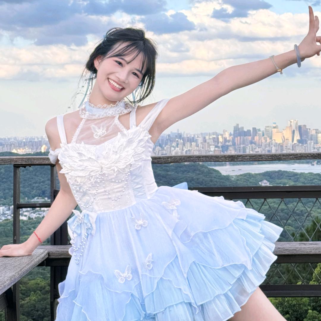 扎了个小丸子^O^