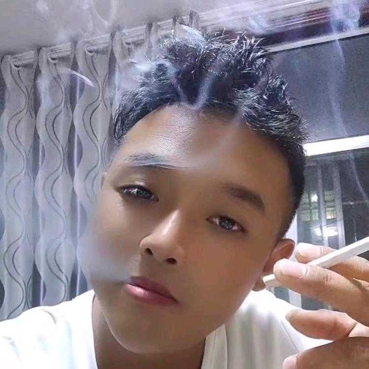 小黑
