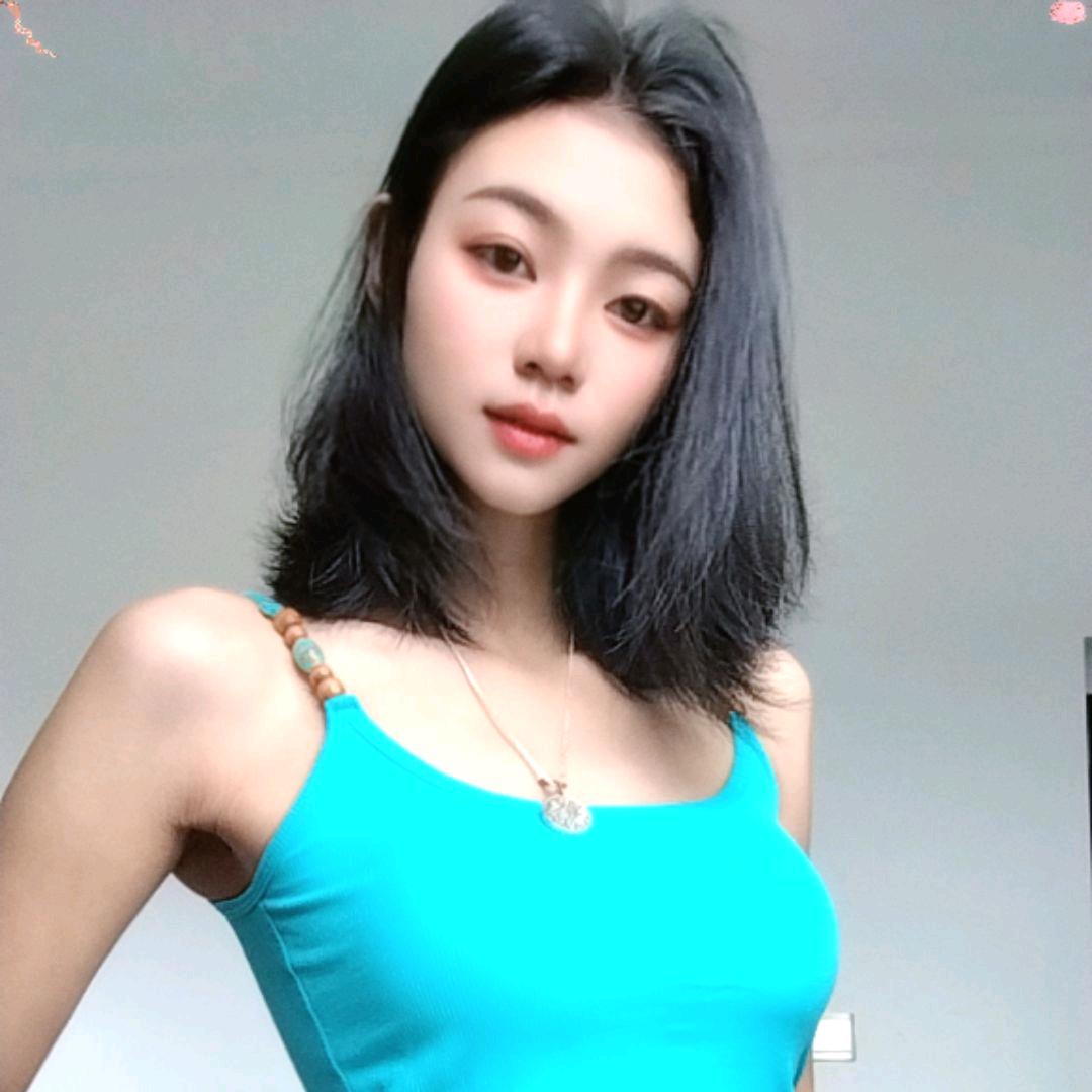 单亲妈妈。