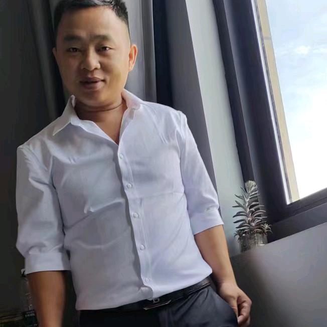 阿奎
