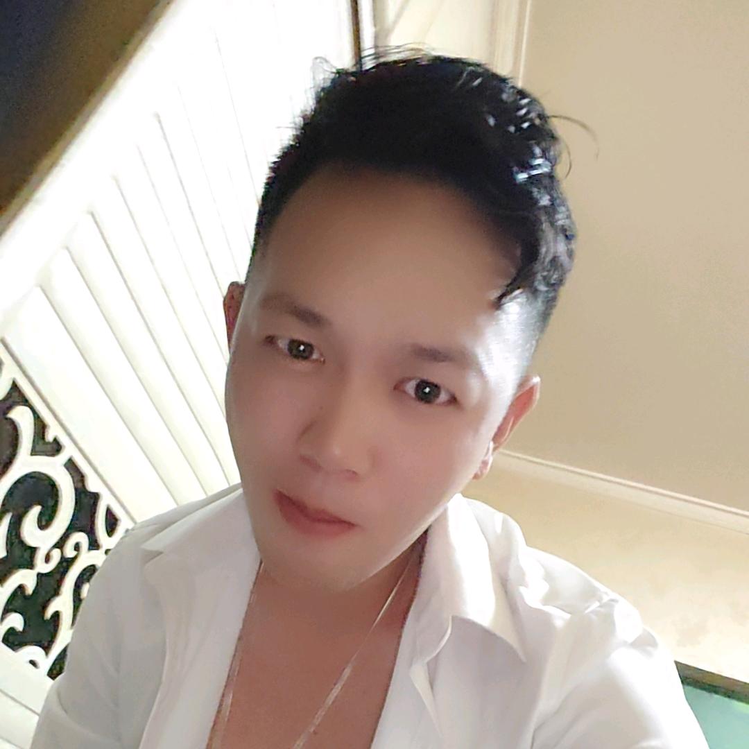 陌上人如玉，公子世无双