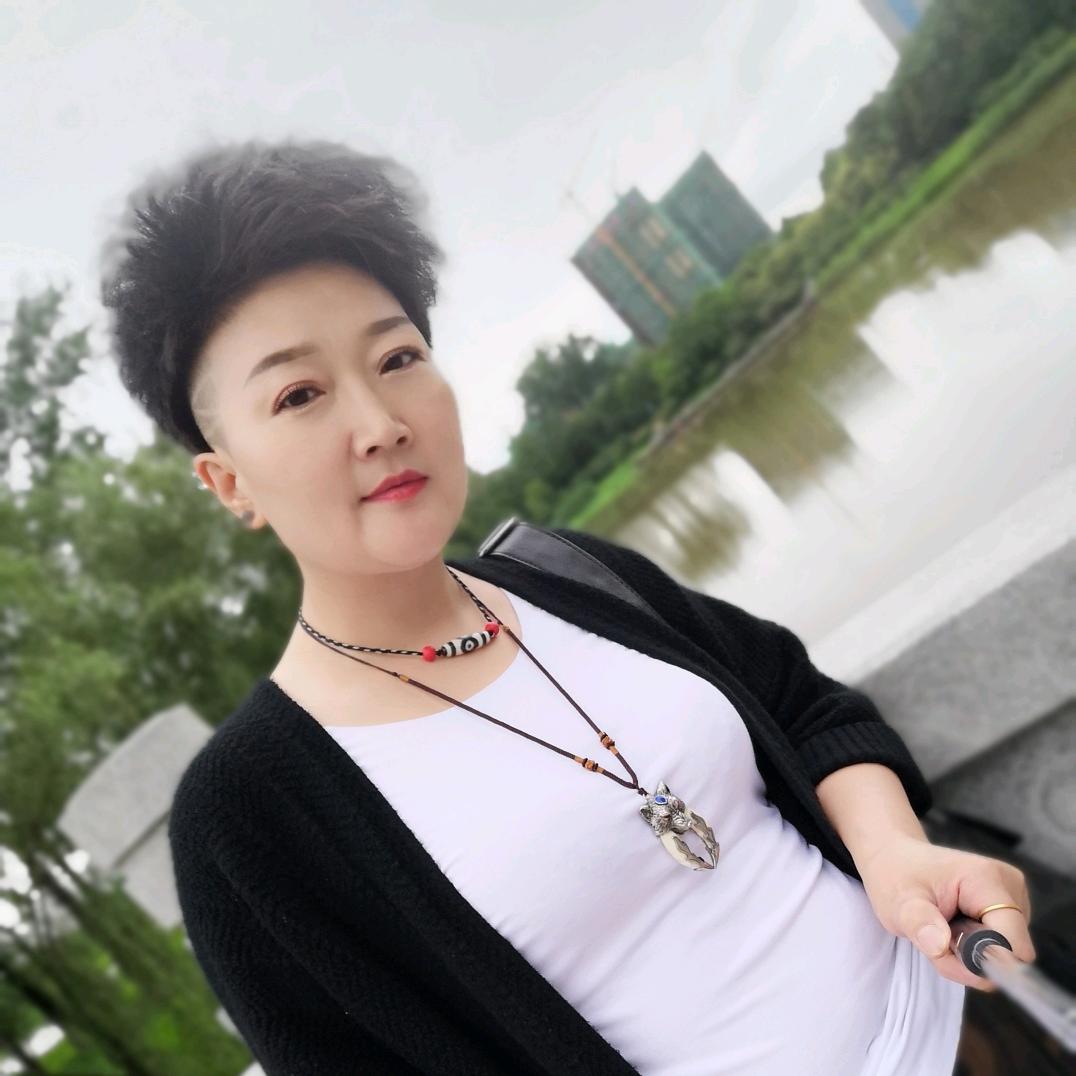 白开水🐍