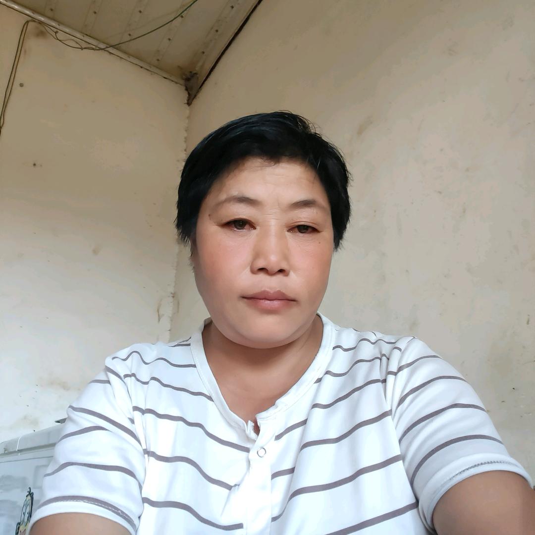 慈祥的妈妈挣零花钱