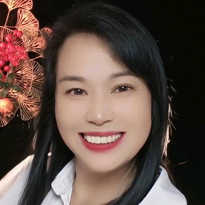 秋月爱美