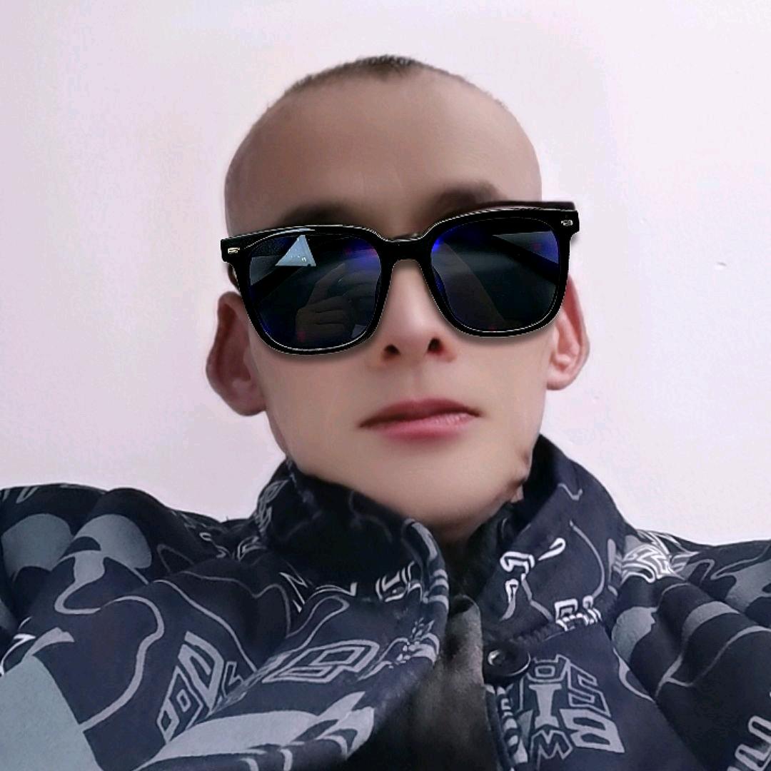 有…毒～的…草…开…着…迷…人…的…花