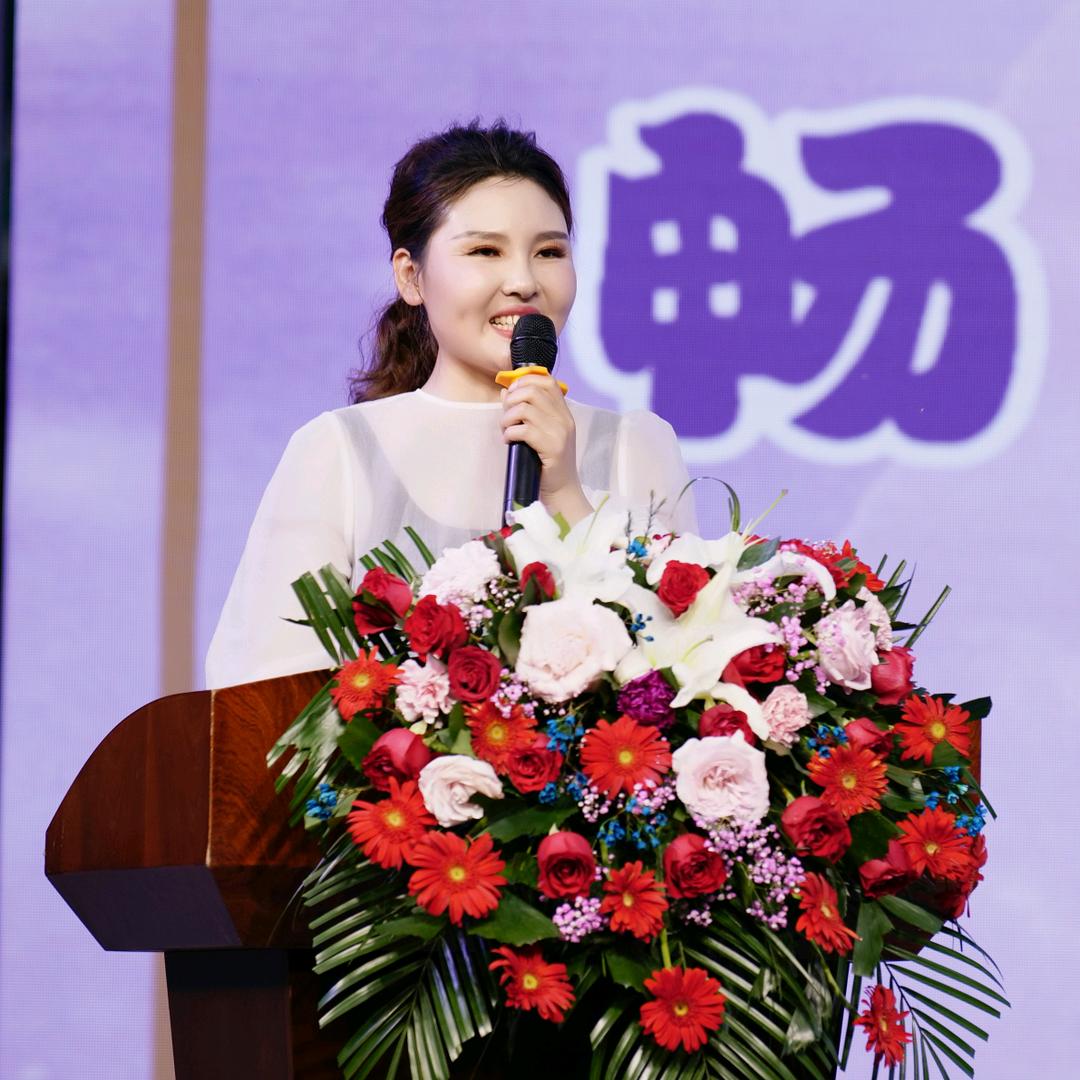 林州市清华幼儿园赵园长