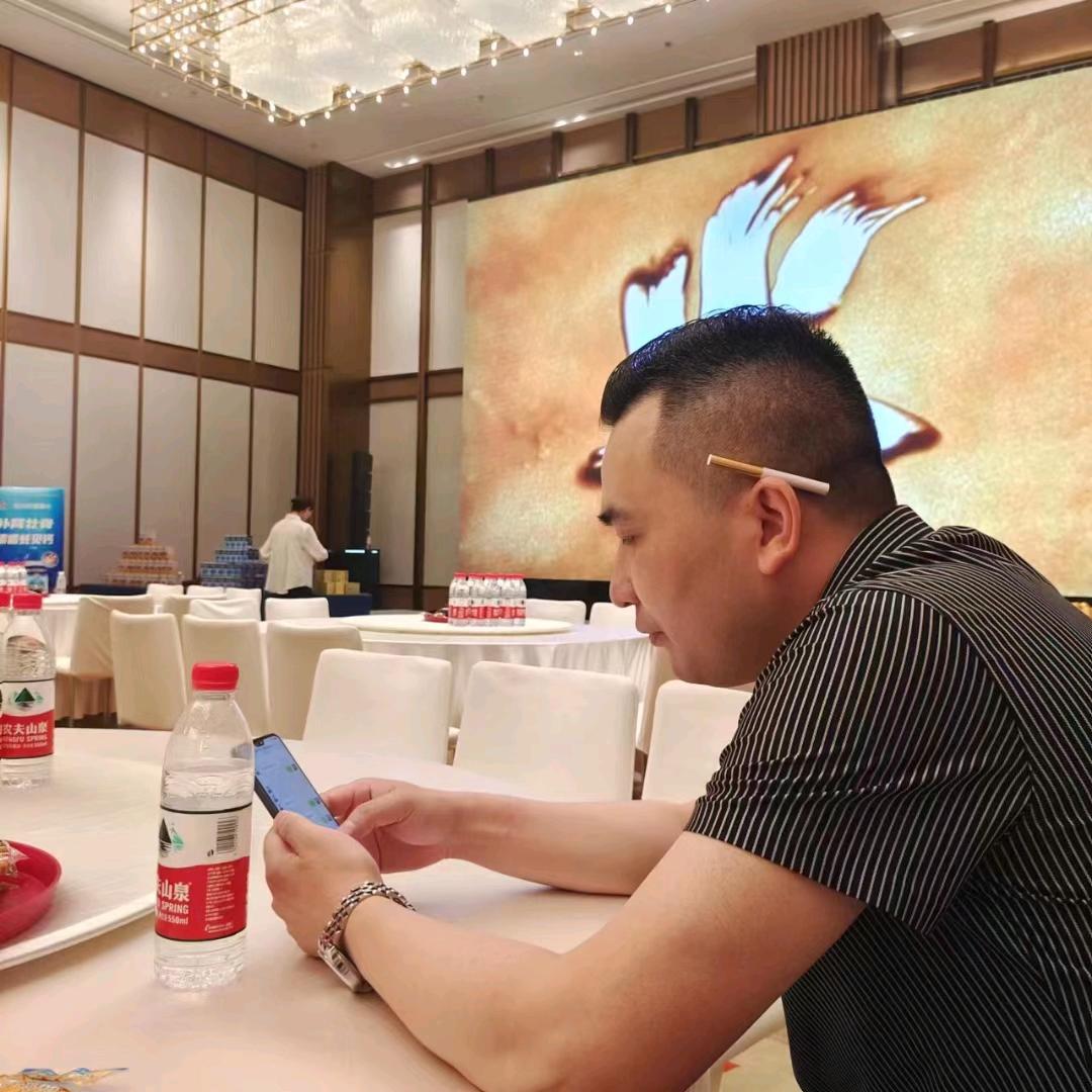 星随我动