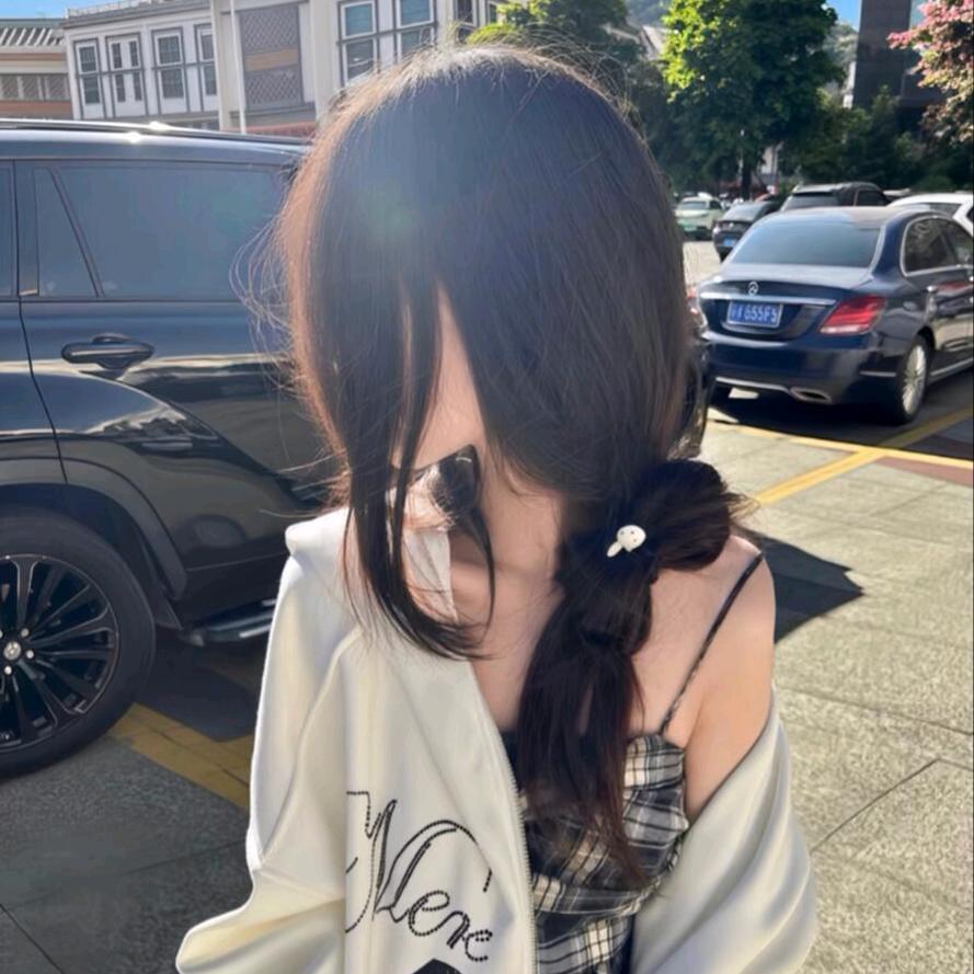 ꒰小笨鱼໒꒱🐟