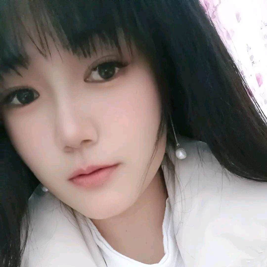 霞霞