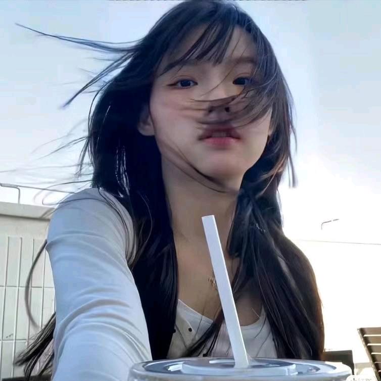 吃撑了-