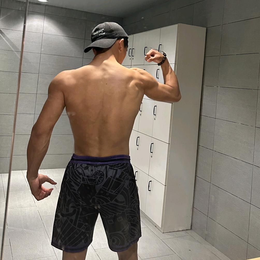 凌晨一点吃早餐