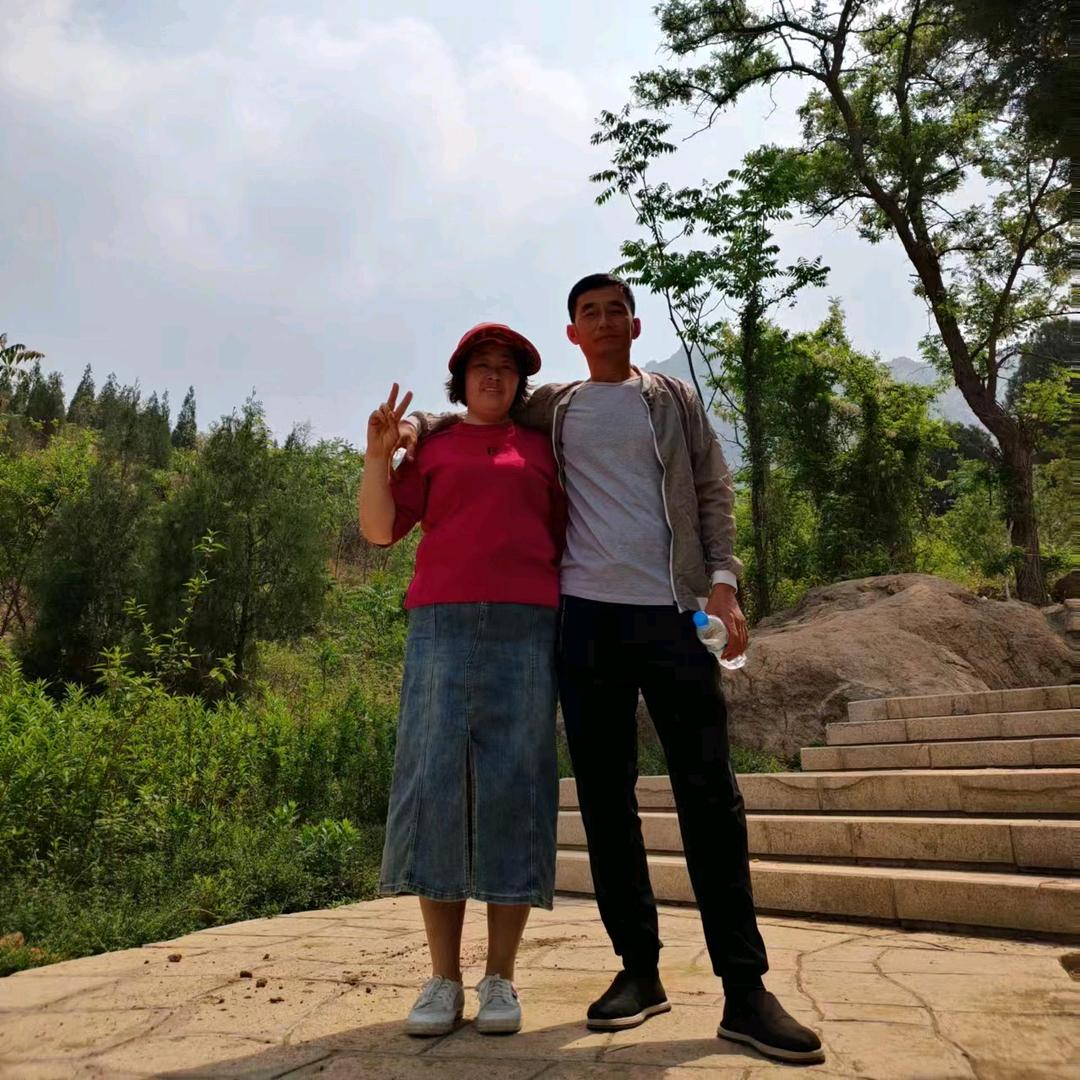 四十出头的男人