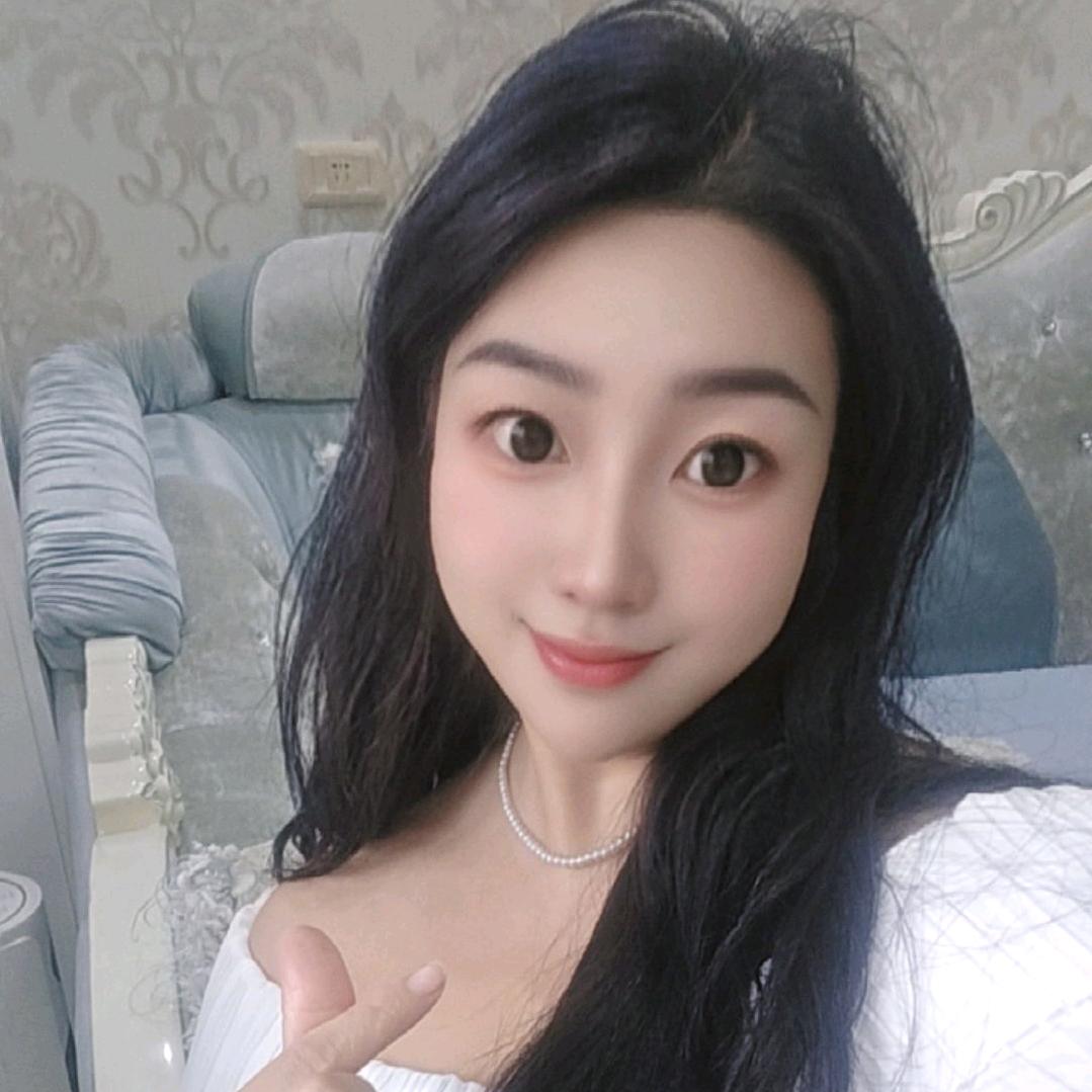 一个小阿姨