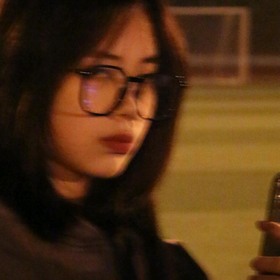 小Lia不盖被
