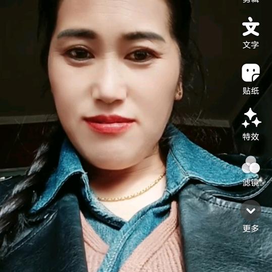 逗乐姐
