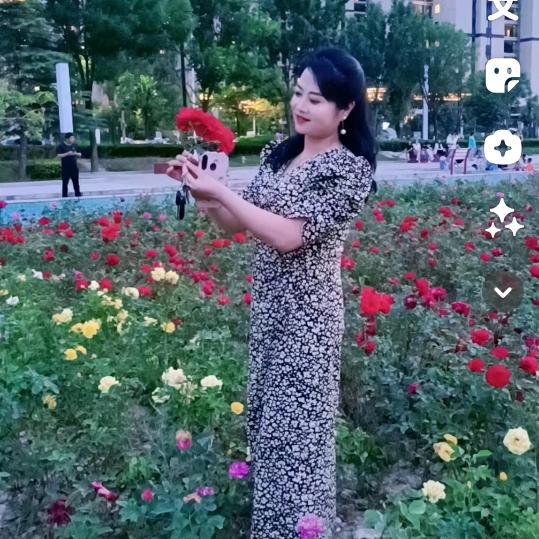 淡淡的花香