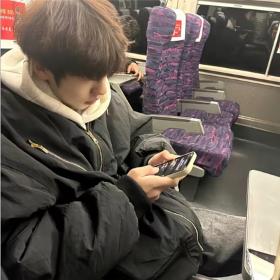 超              库