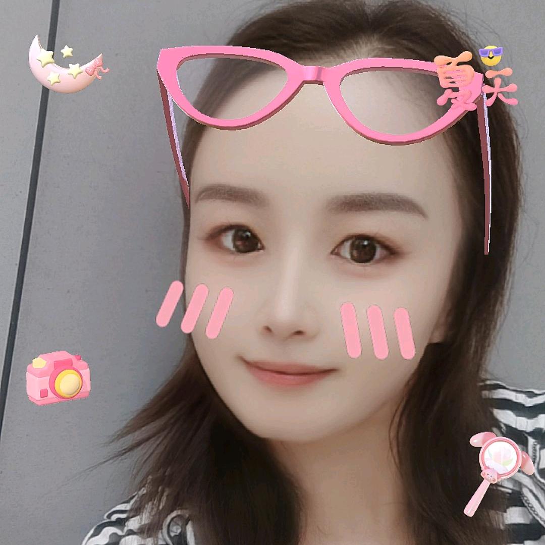 @霞