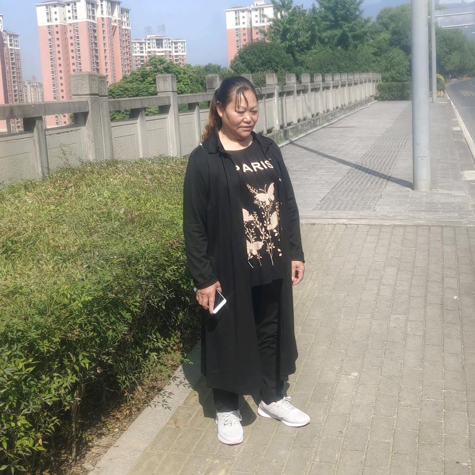 周兴翠