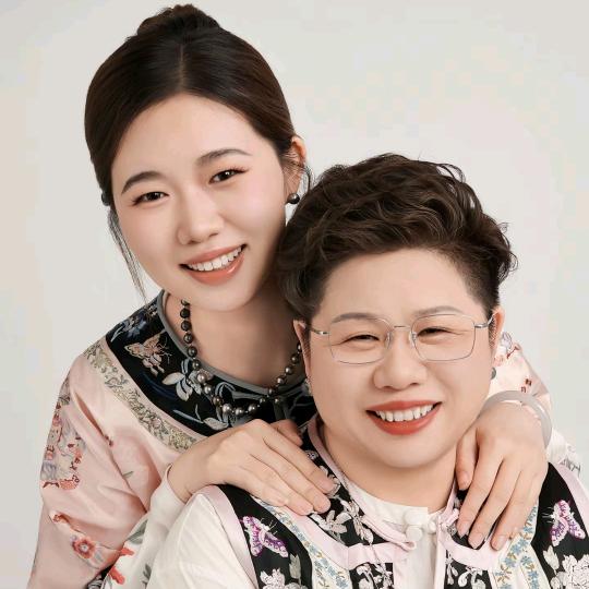 花满林真丝服饰（高端女装）