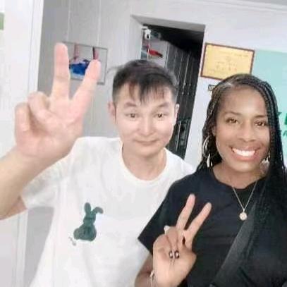 小小哥
