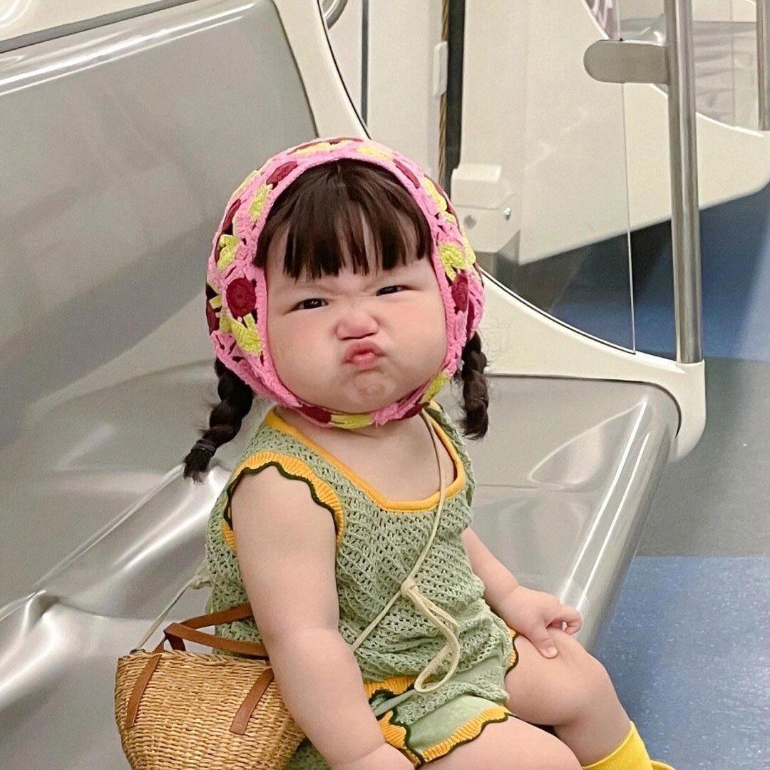犯困  ᶘ ᵒᴥᵒᶅ  小孩