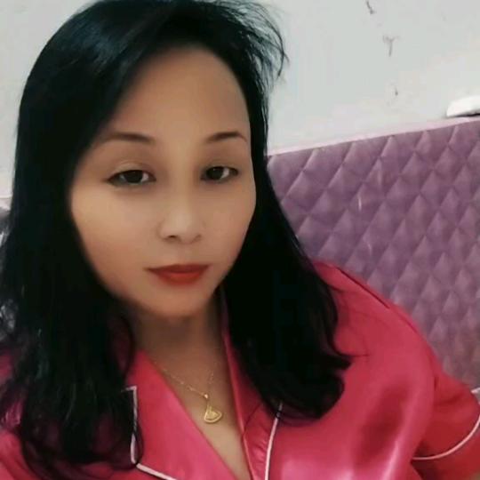 芹姐，不一样的烟火
