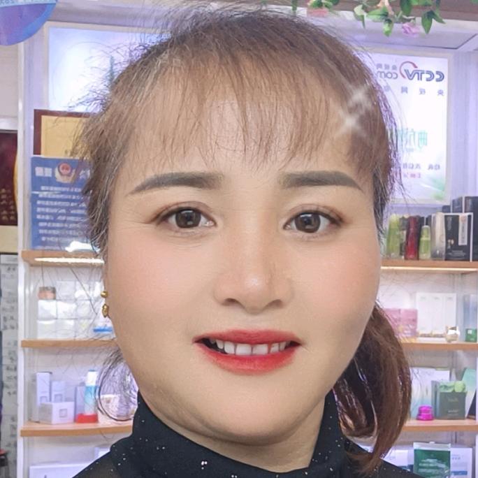 小月姐《早上6点20分开播》